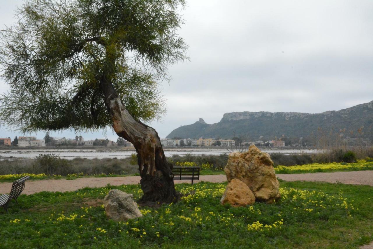 Bed and Breakfast Giardini e Mare Quartu SantʼElena Esterno foto