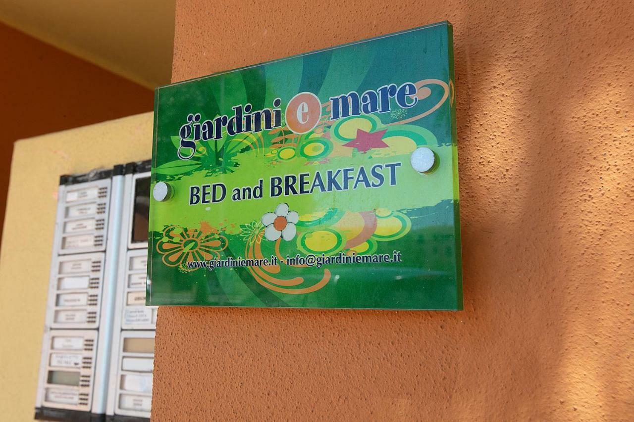 Bed and Breakfast Giardini e Mare Quartu SantʼElena Esterno foto